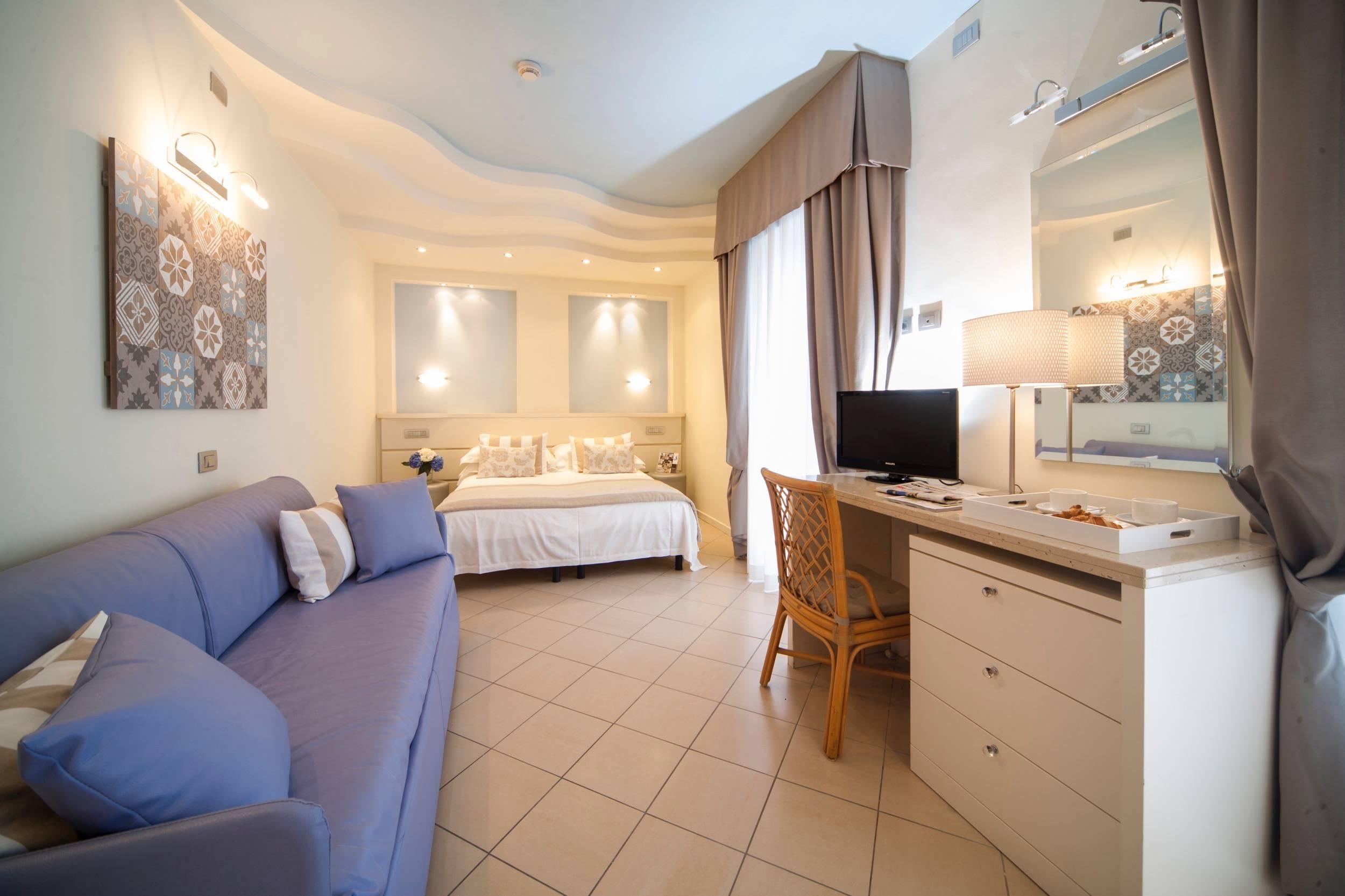 Hotel Mon Cheri Riccione Exterior foto