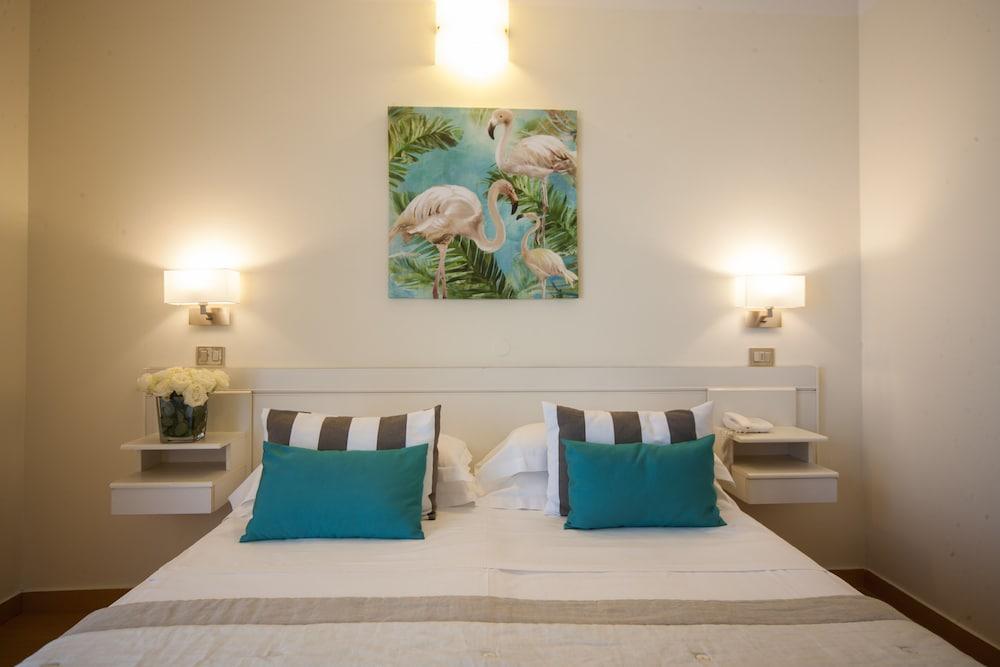 Hotel Mon Cheri Riccione Exterior foto