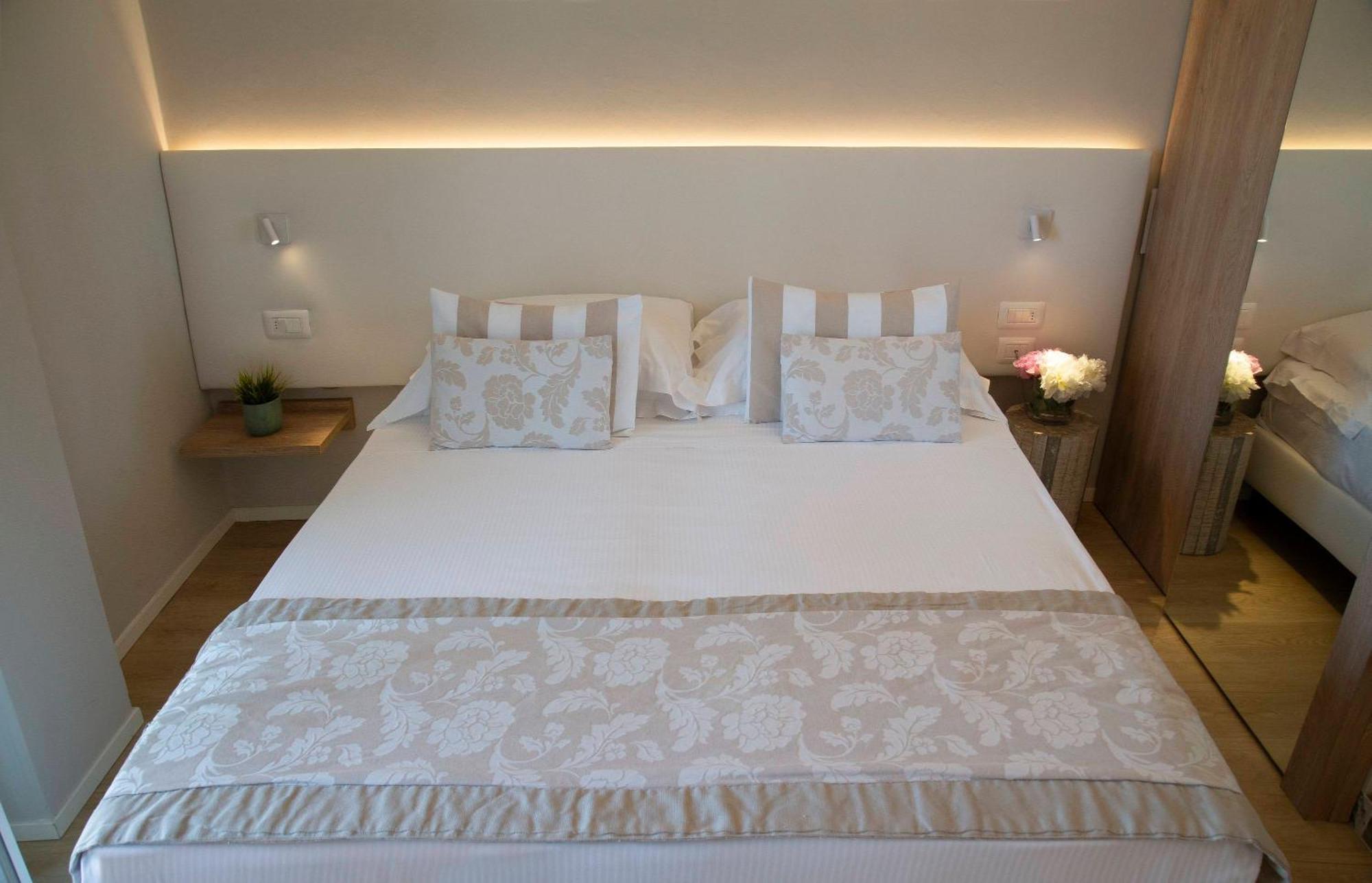 Hotel Mon Cheri Riccione Quarto foto